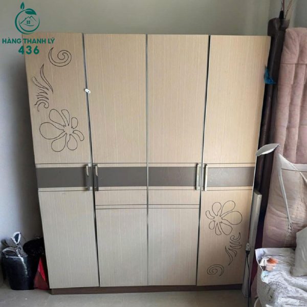 tu ao cu 1m6 co hoa tiet hoa trang tri 1