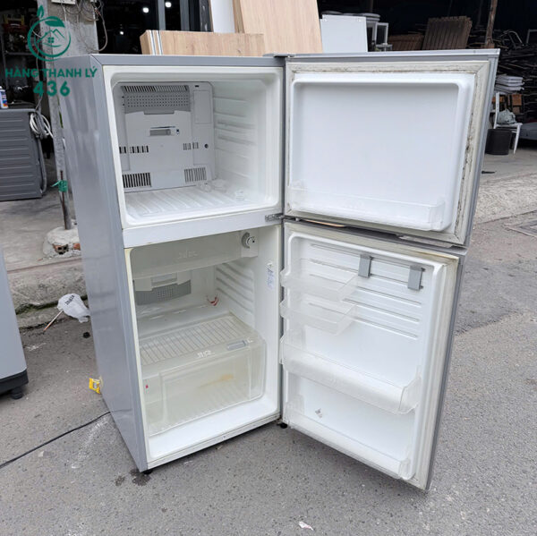 tu lanh electrolux hai canh cu mau xam 1