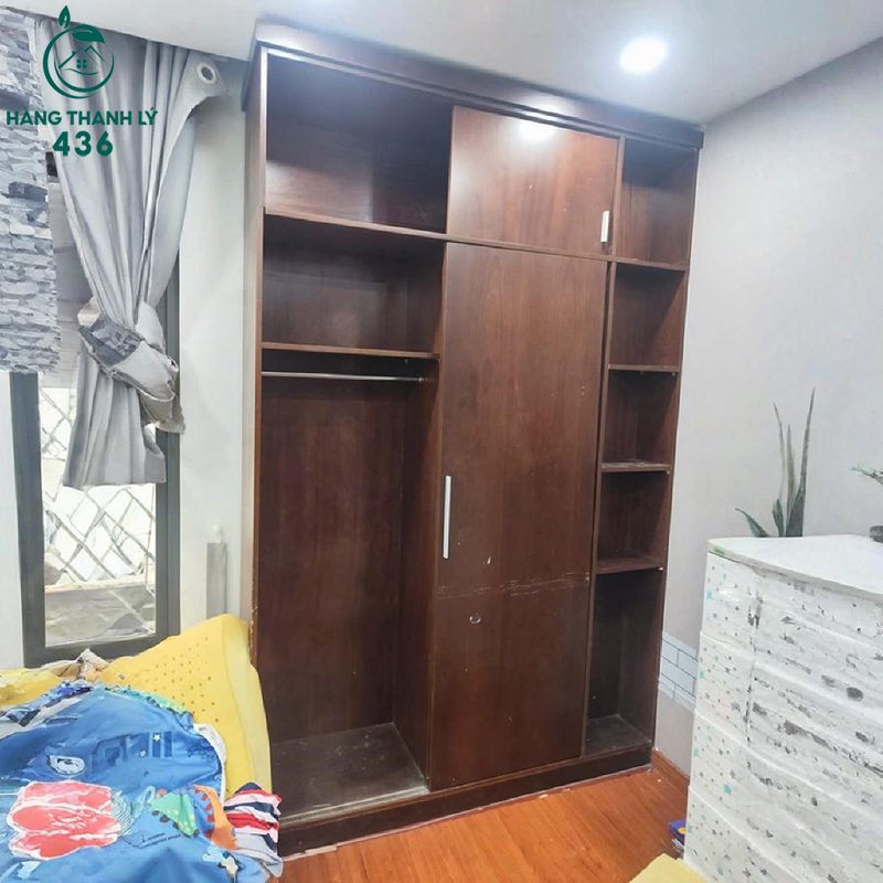 Tủ Quần Áo Cũ Cửa Lùa Gỗ Màu Nâu 4 tu quan ao cu cua lua go mau nau 2