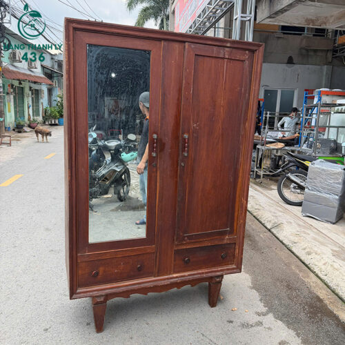 tu quan ao go cu 2 canh co guong 4