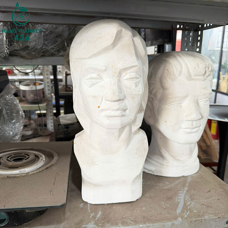 Tượng Trang Trí Cũ Màu Trắng Phong Cách Cổ Điển 16 tuong trang tri cu mau trang phong cach co dien 8